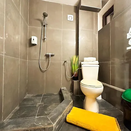 Saturn Lux Apartment